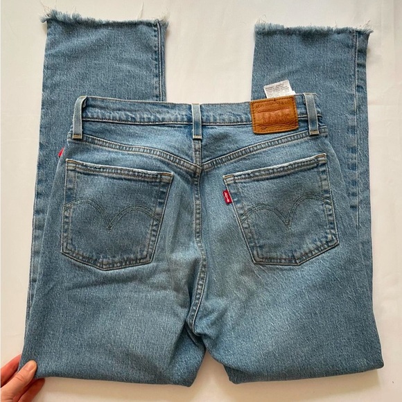 Levi's 501 Original Stretch Cropped Jeans - Picture 6 of 7